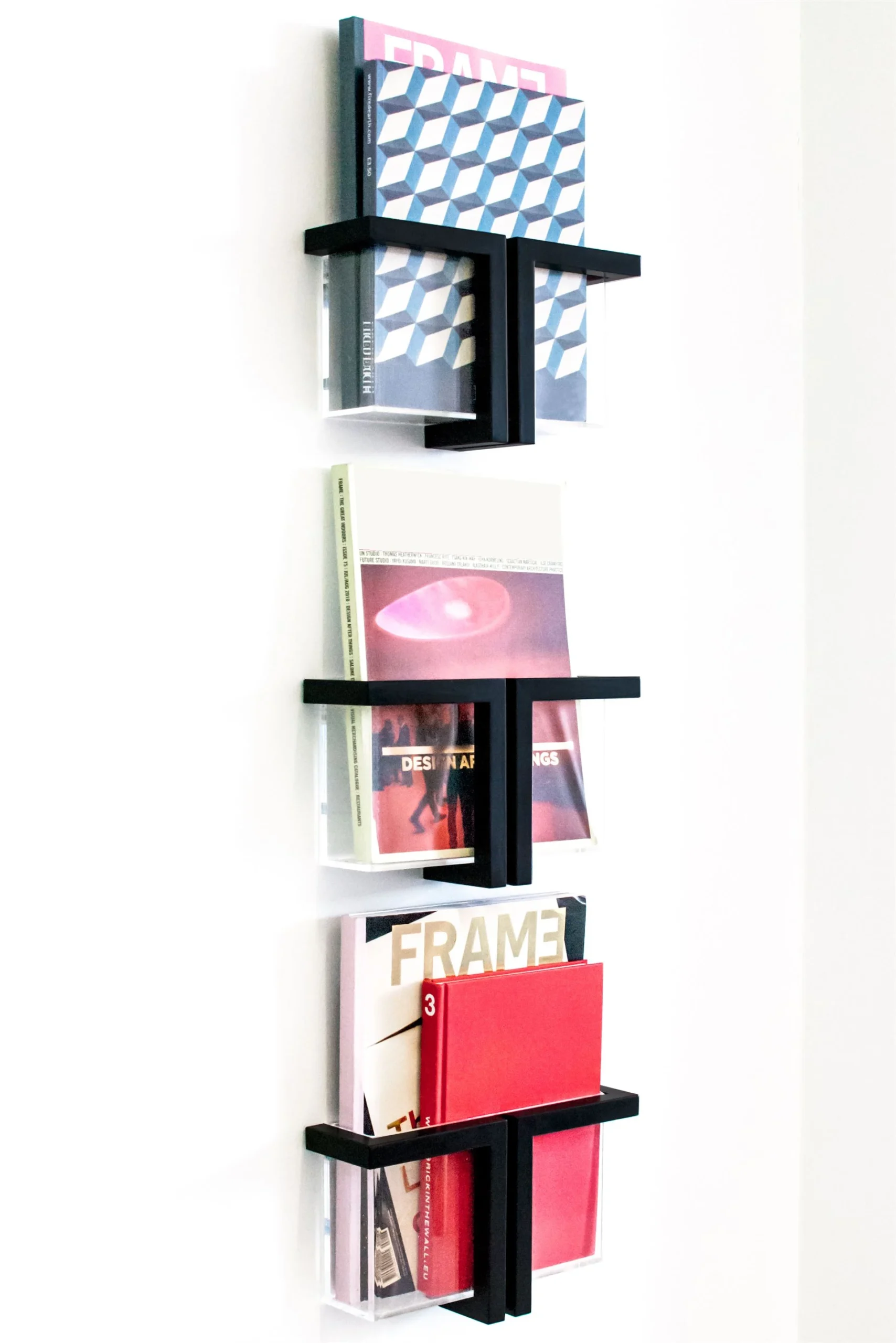 12_2012 Glow Magazine Holder 12_1